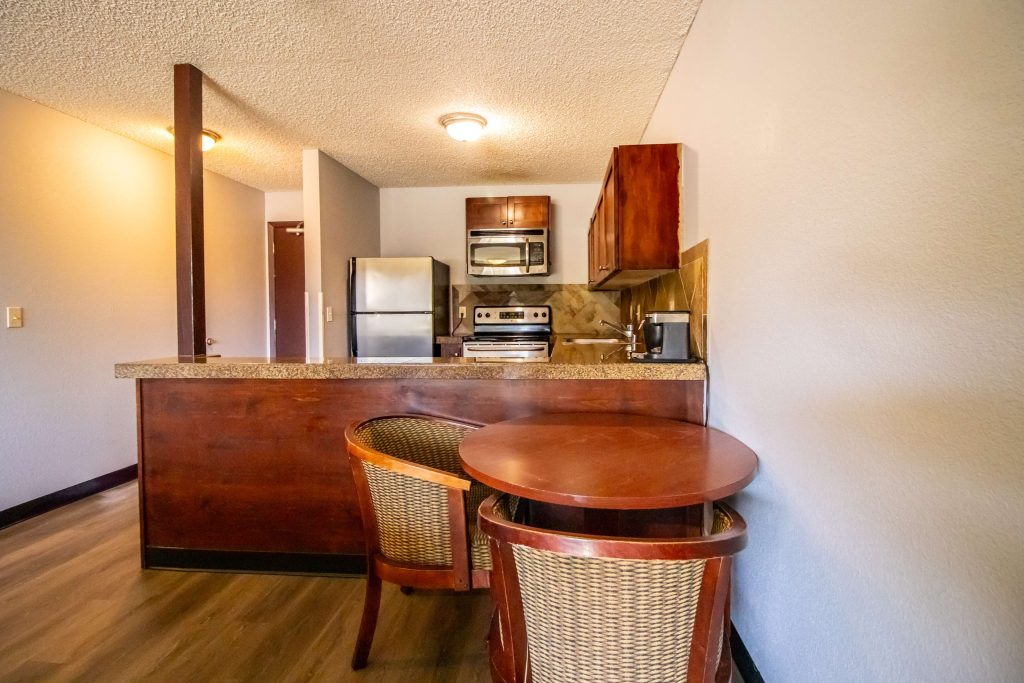 Executive Suite dining area